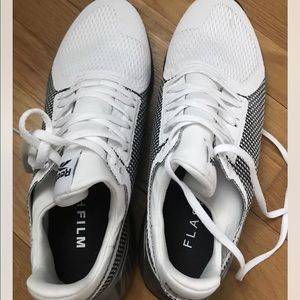 Men’s Reebok Flash Film White size 10